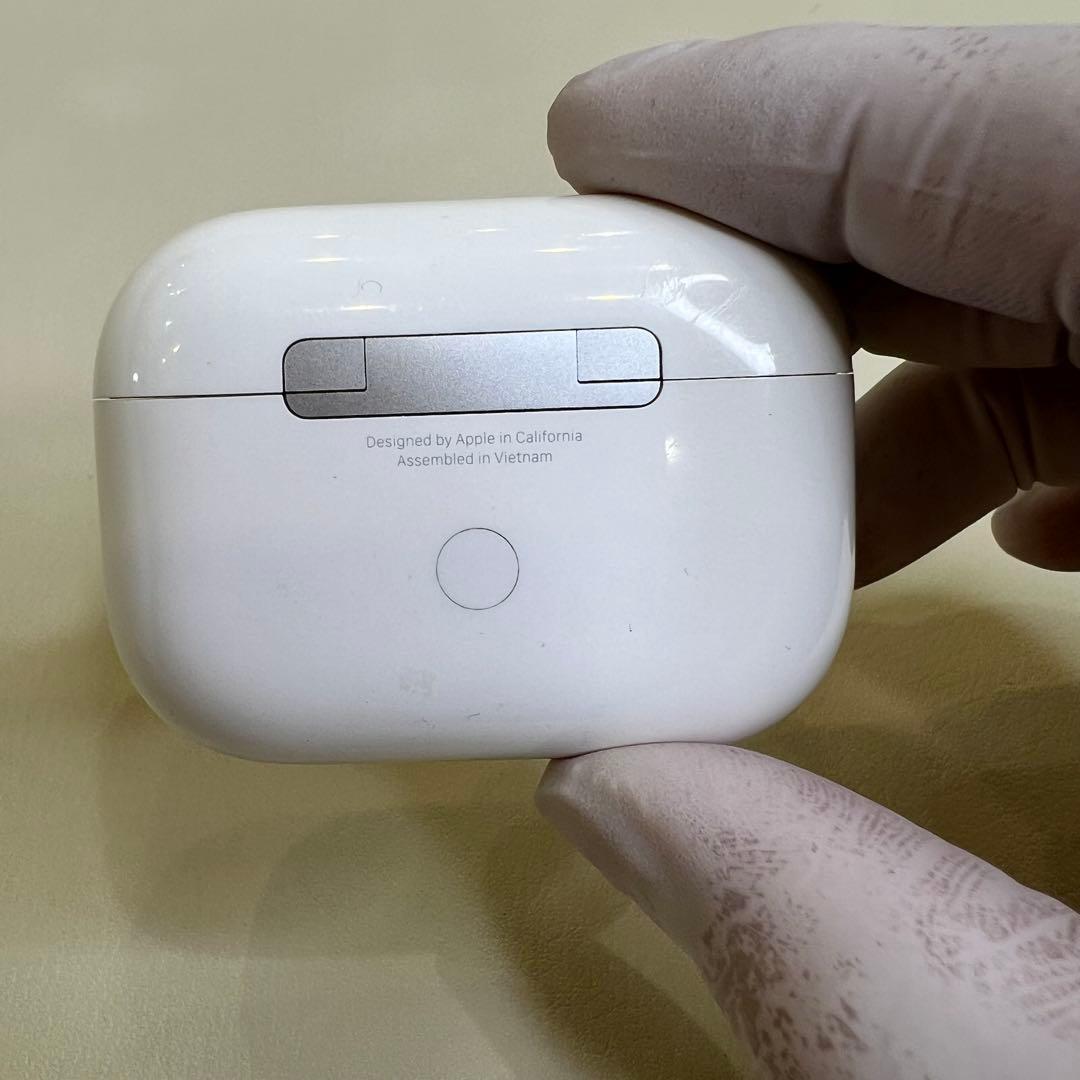 【ジャンク】AirPods Pro 第1世代 付属品完備 右耳充電不可
