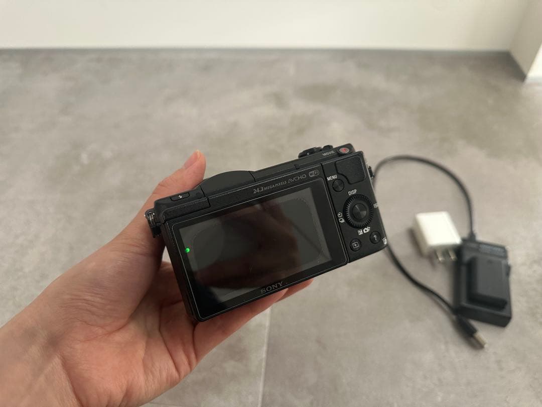 SONY α5100ミラーレスカメラ 16-50mmレンズ付き