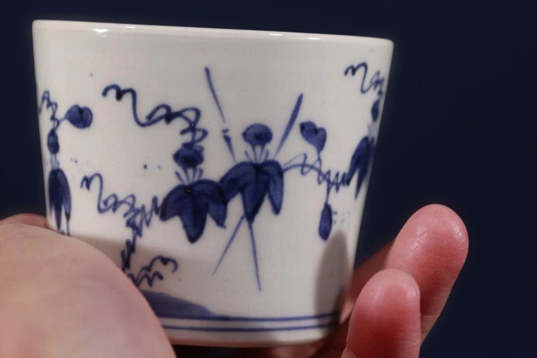 641 古伊万里染付虻草花図蕎麦猪口　無傷美品　幕末