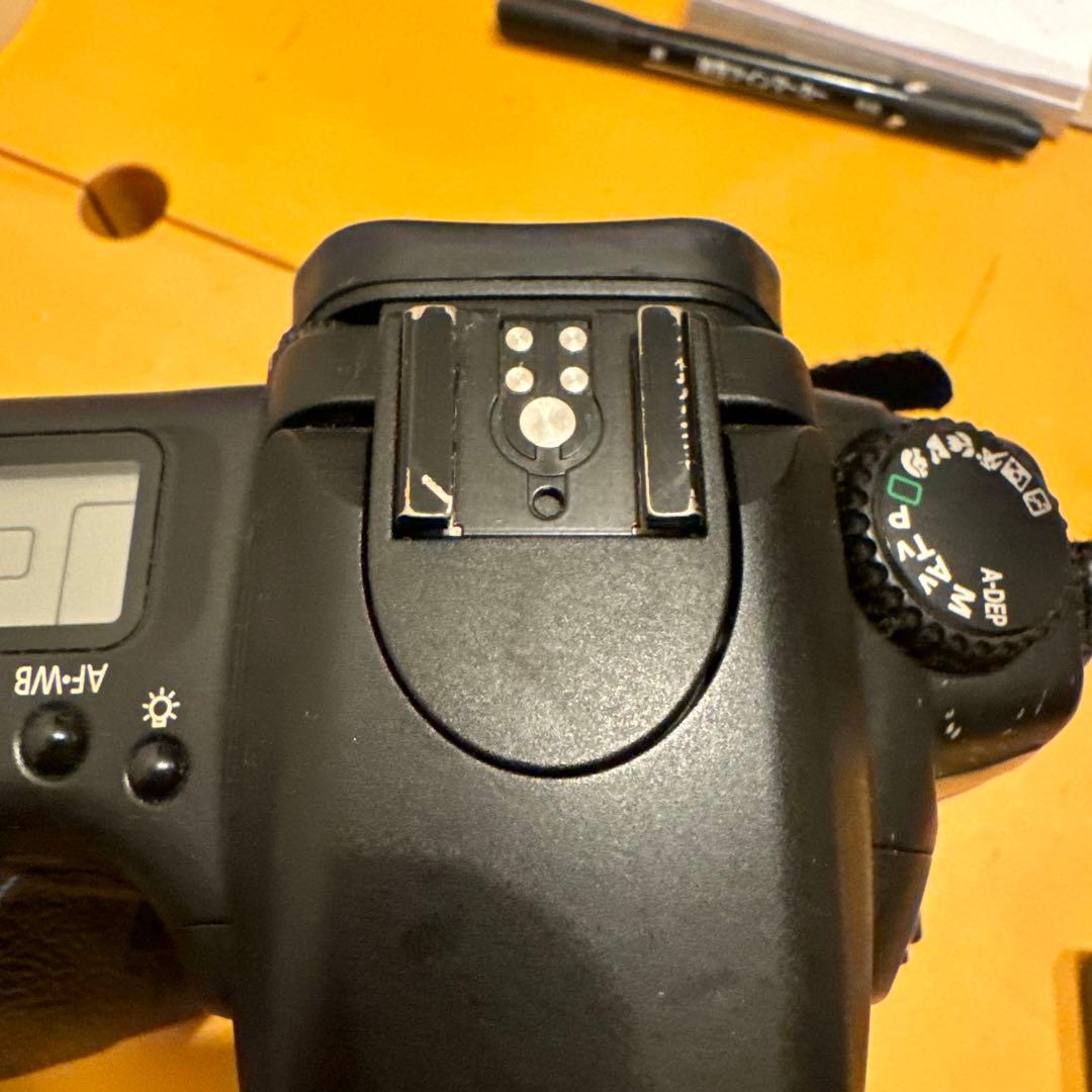 デジタルカメラ CANON EOS20D BATTERY GRIP BG-E2