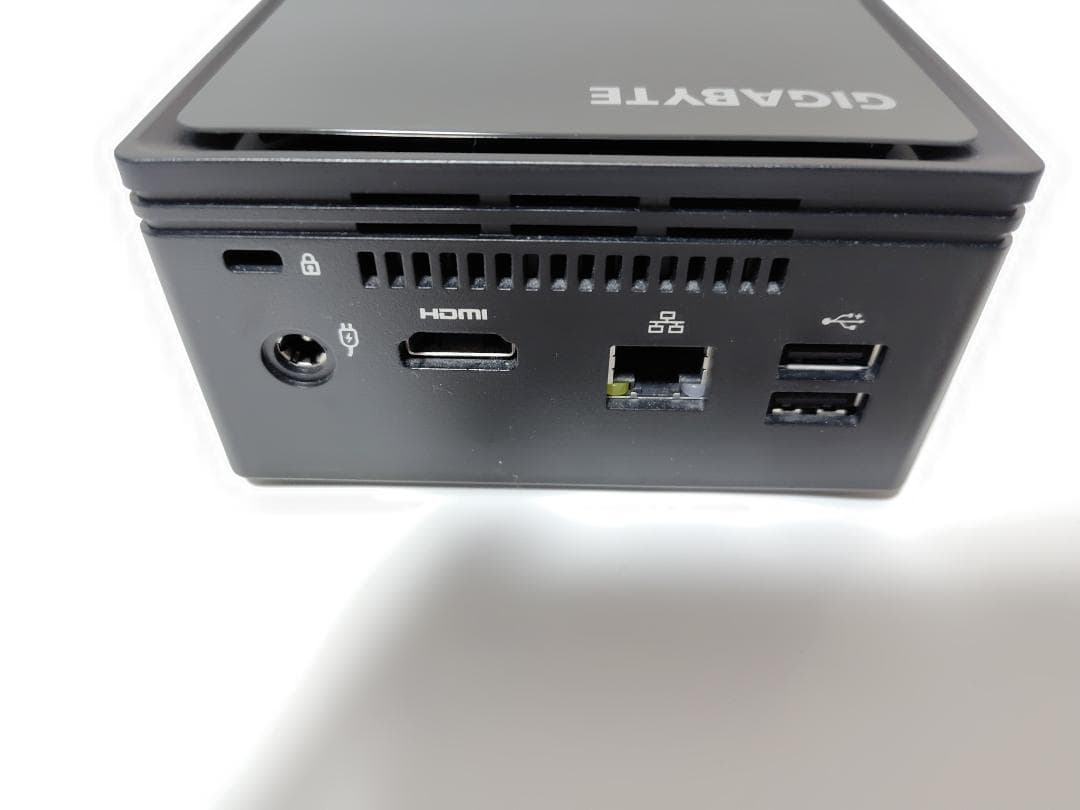 ベアボーン・キット GB-BXBT-2807 + MEM4GB + 128GB SSD