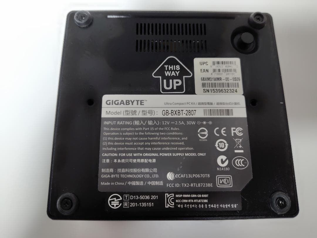 ベアボーン・キット GB-BXBT-2807 + MEM4GB + 128GB SSD