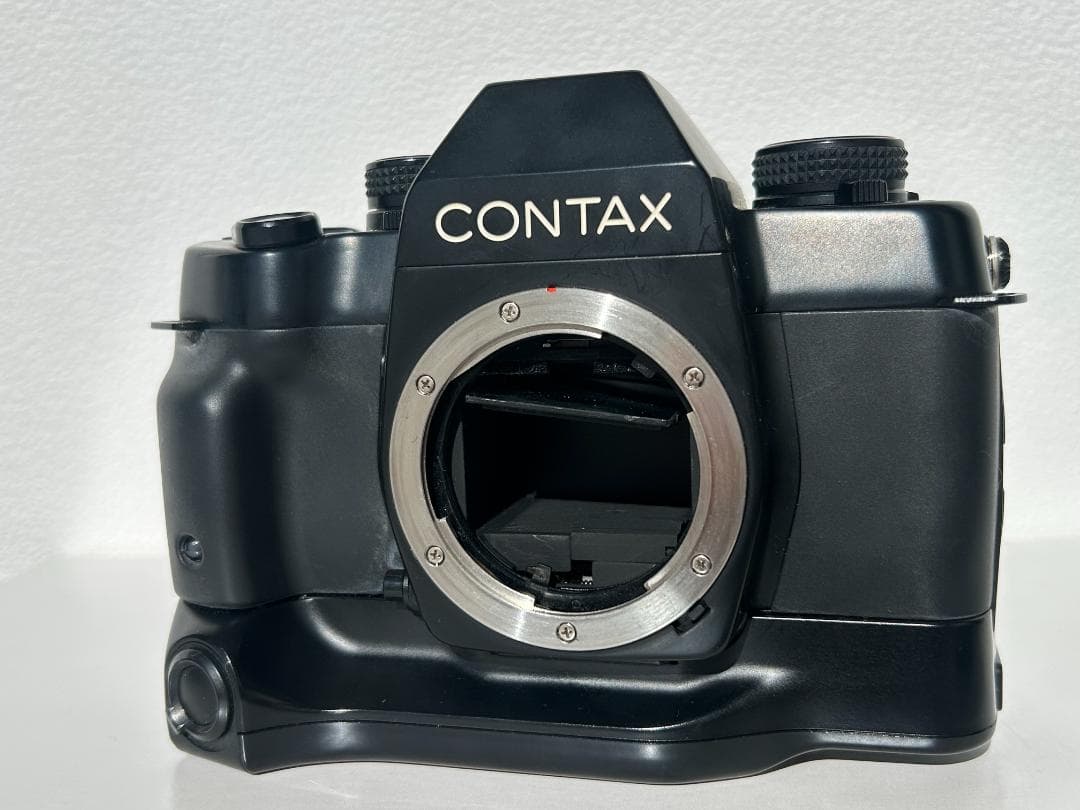「美品」CONTAX ST + P7 フィルムカメラ 一眼レフ コンタックス