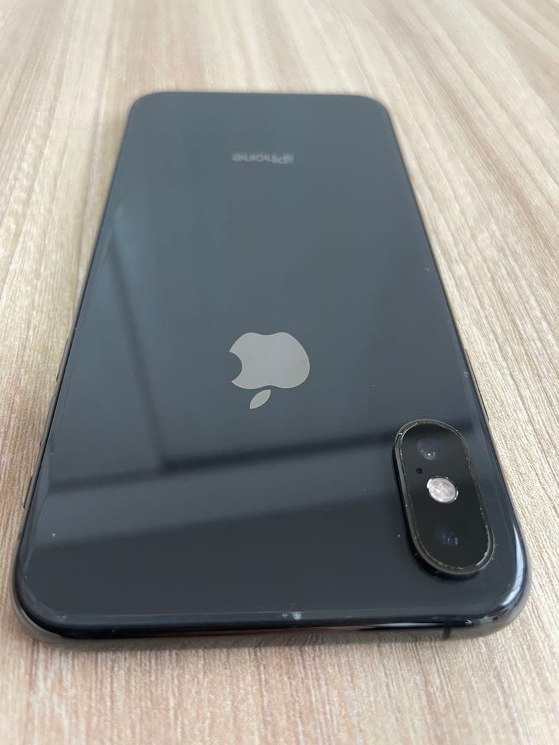 iPhone Xs スペースグレー 64GB SIMフリー　バッテリー77%
