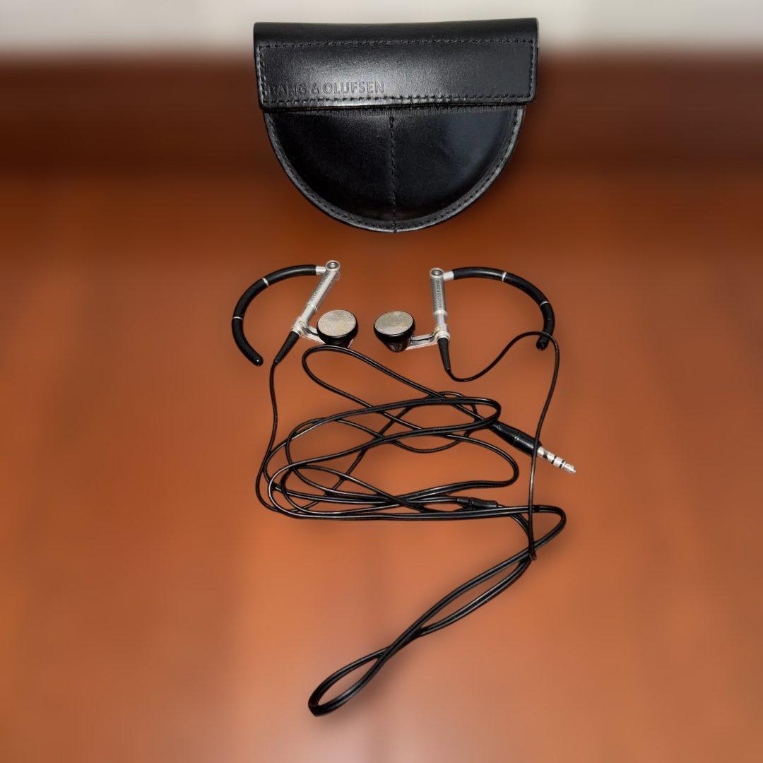 ◇ BANG & OLUFSEN A8 ケース付 動作確認済 ◇