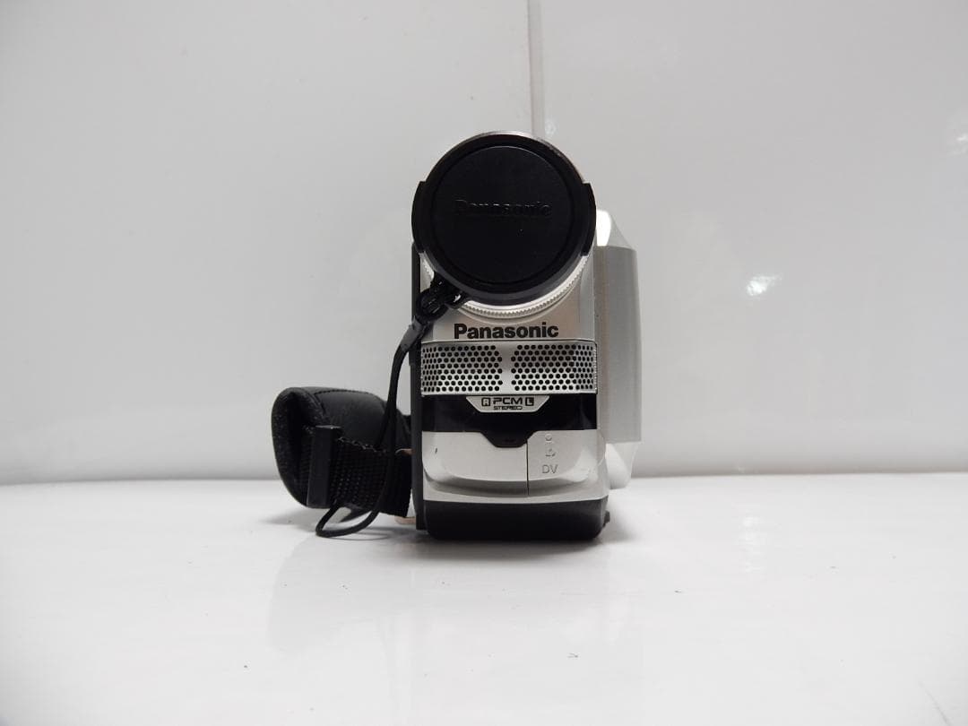 希少　大人気　動作品　Mini DV　パナソニックビデオカメラ　NV-DV1