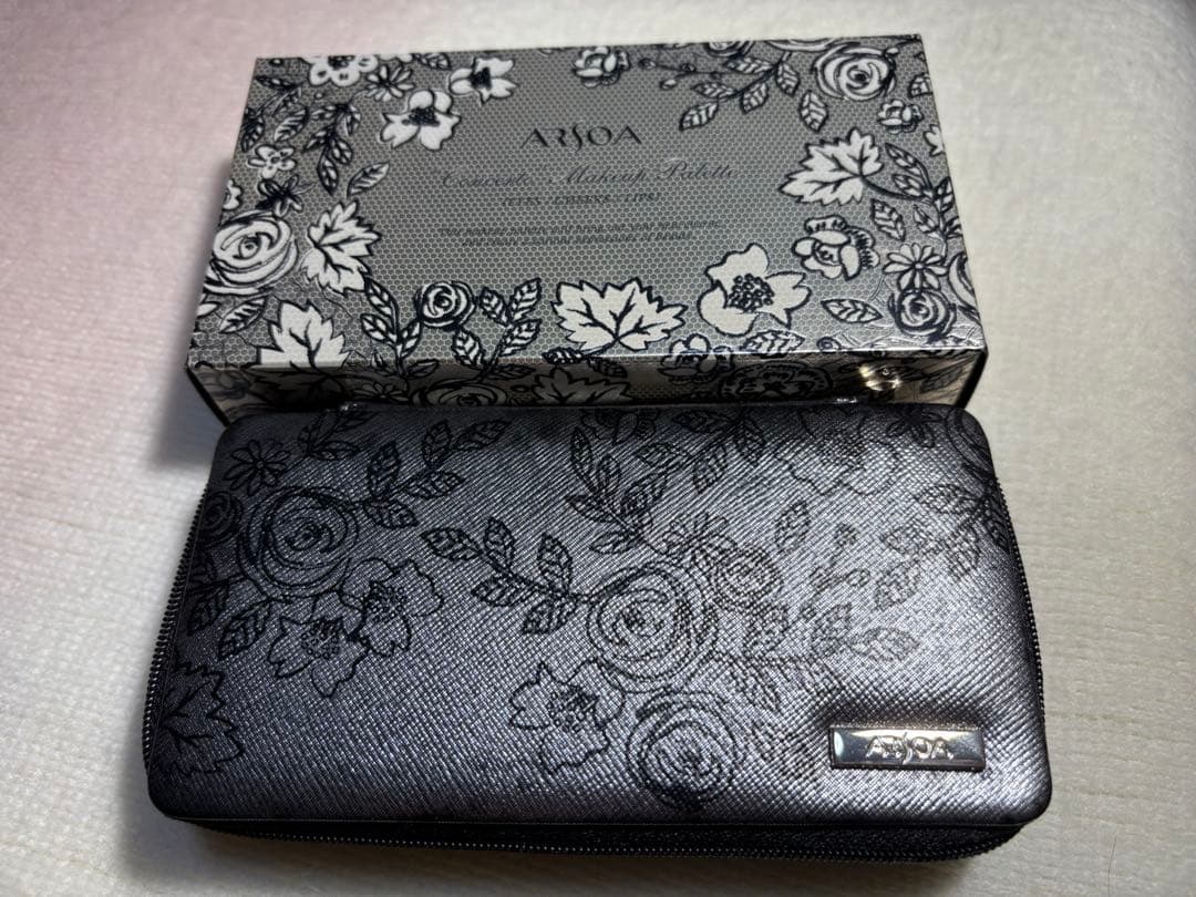新品未使用♡ アルソア　コンチェルト　メイクパレット　限定品