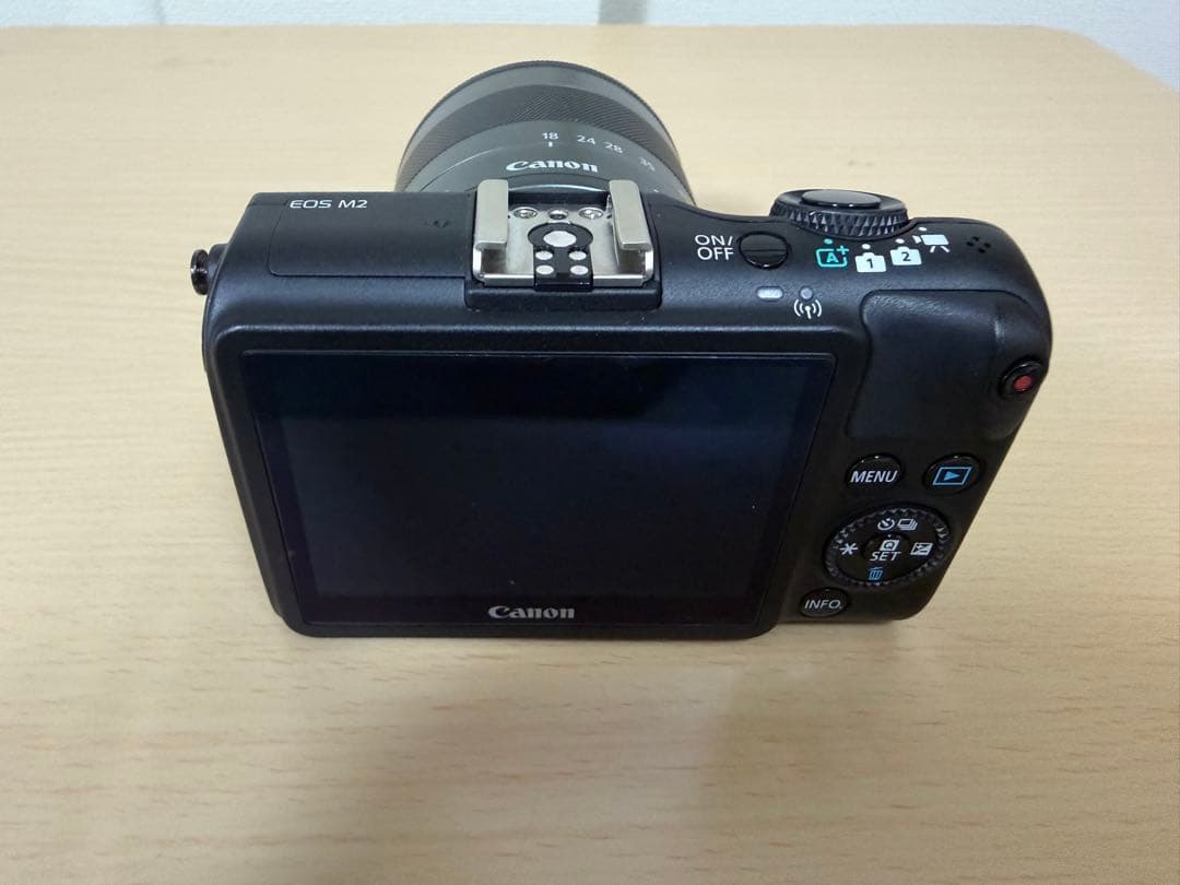 【超美品】canon キヤノン EOS M2　レンズキット Wi-Fi