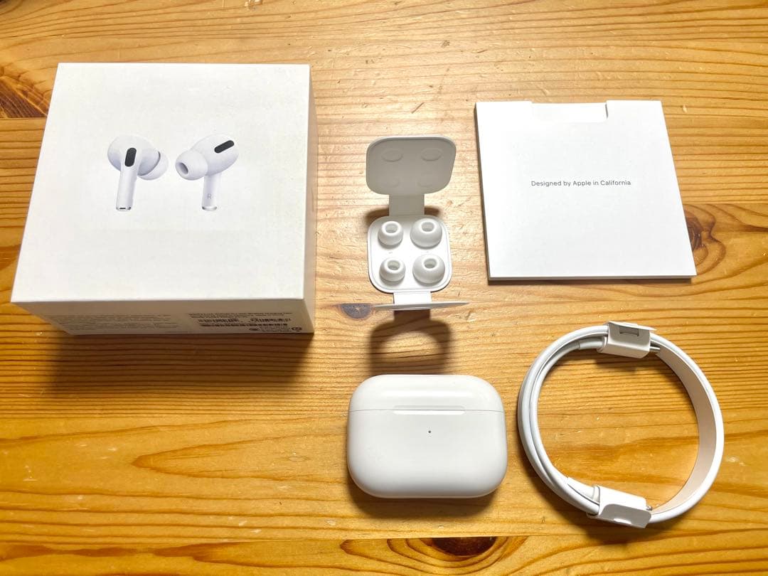 Apple AirPods Pro 本体 第一世代 カバーのおまけ付き