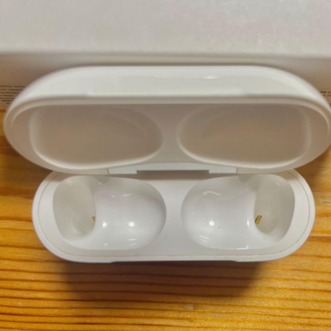 Apple AirPods Pro 本体 第一世代 カバーのおまけ付き