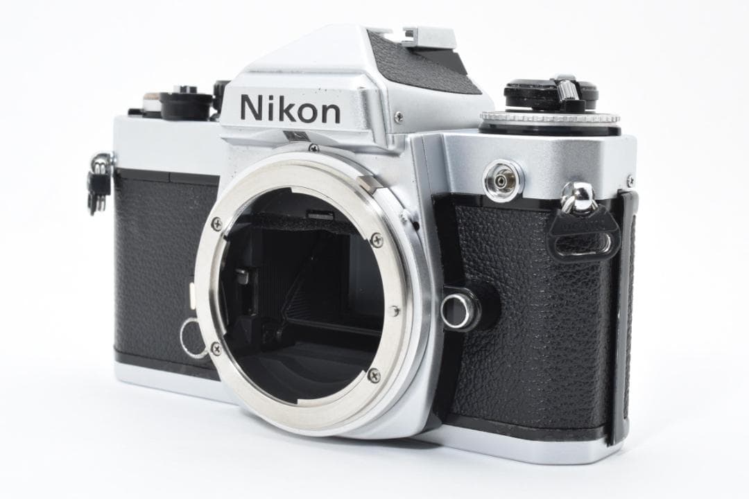美品 NIKON FE シルバー フィルムカメラ モルト新品交換済 H300
