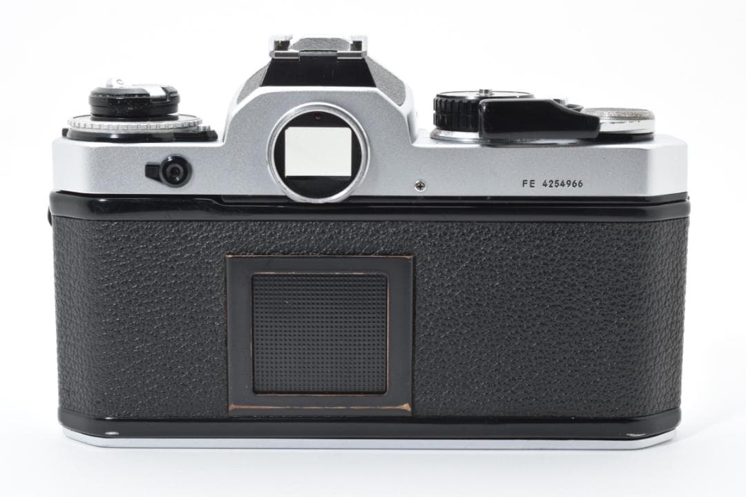 美品 NIKON FE シルバー フィルムカメラ モルト新品交換済 H300