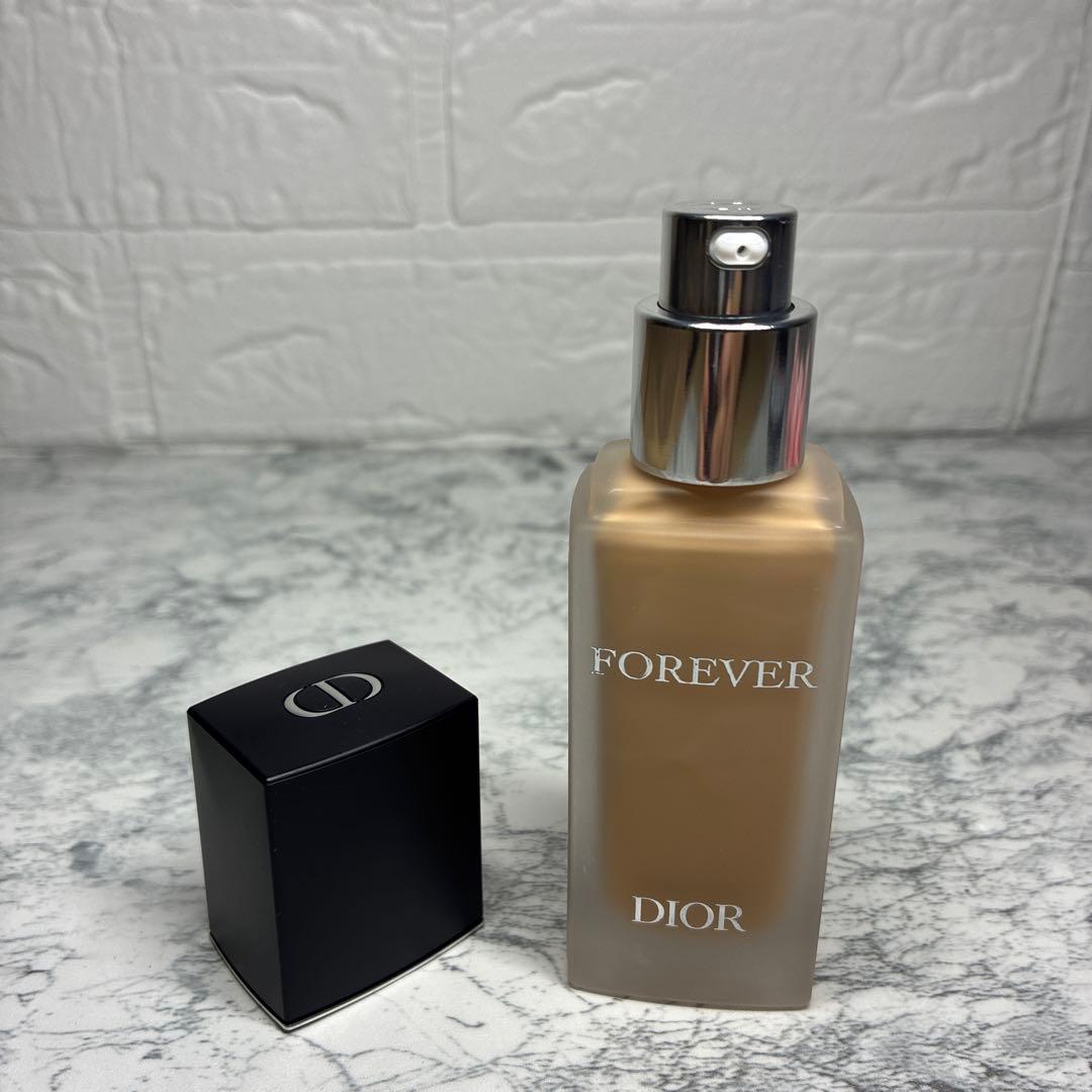 Diorリキッドファンデ✨ディオールスキン フォーエヴァー フルイド マット2W