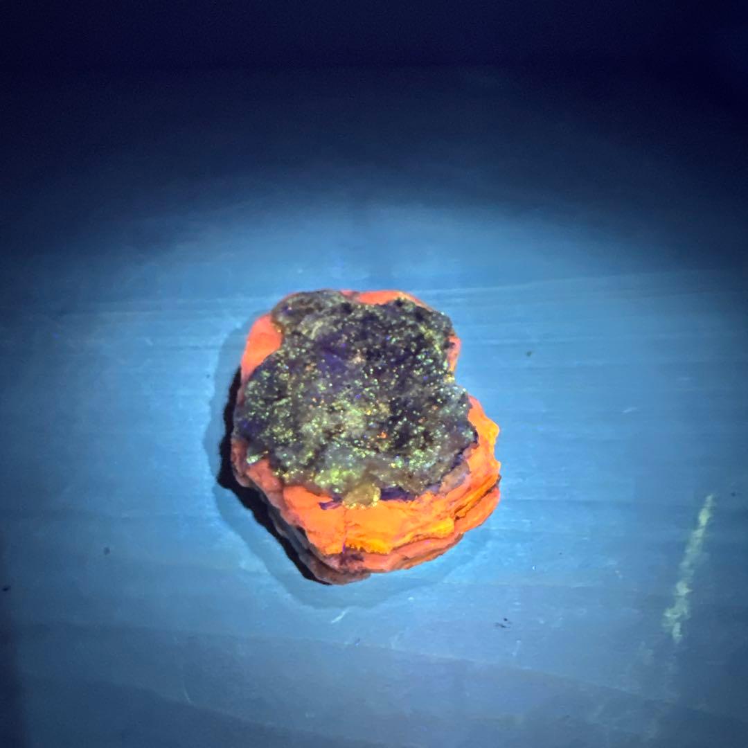 【クルミ様ご検討品】北海道石　然別オパール　蛍光オパール90ｇ