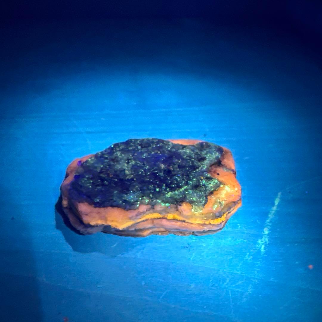 【クルミ様ご検討品】北海道石　然別オパール　蛍光オパール90ｇ