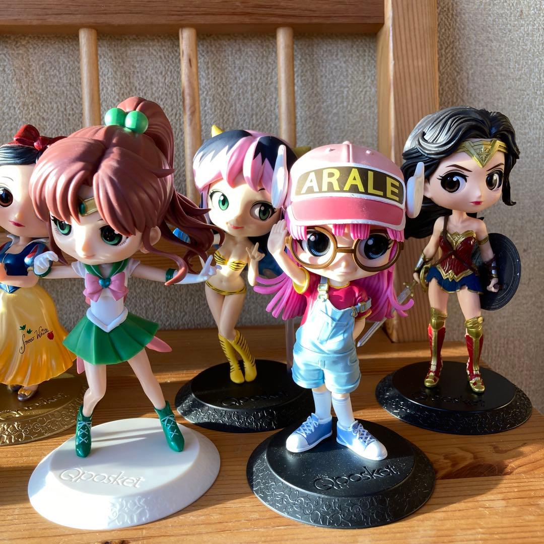 フィギュアまとめ売り　セーラームーン　アラレちゃん　ワンピースなど