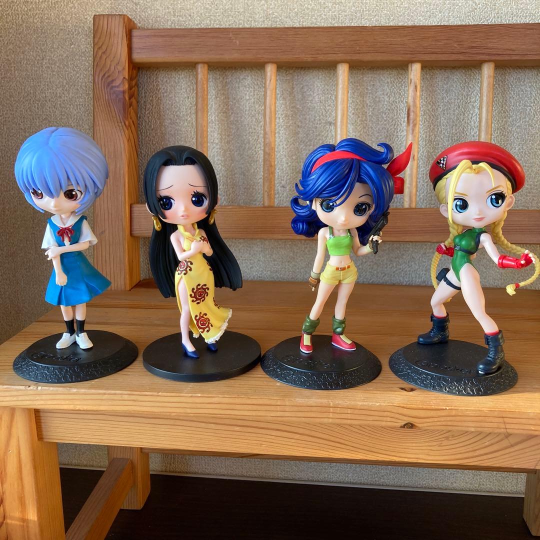 フィギュアまとめ売り　セーラームーン　アラレちゃん　ワンピースなど