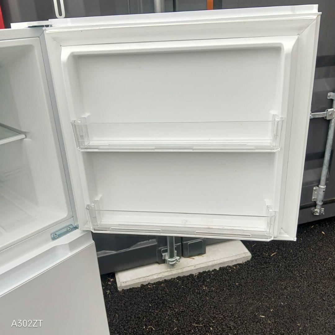 A23Y6 送料設置無料 　ヤマダセレクト　大型冷蔵庫　236L