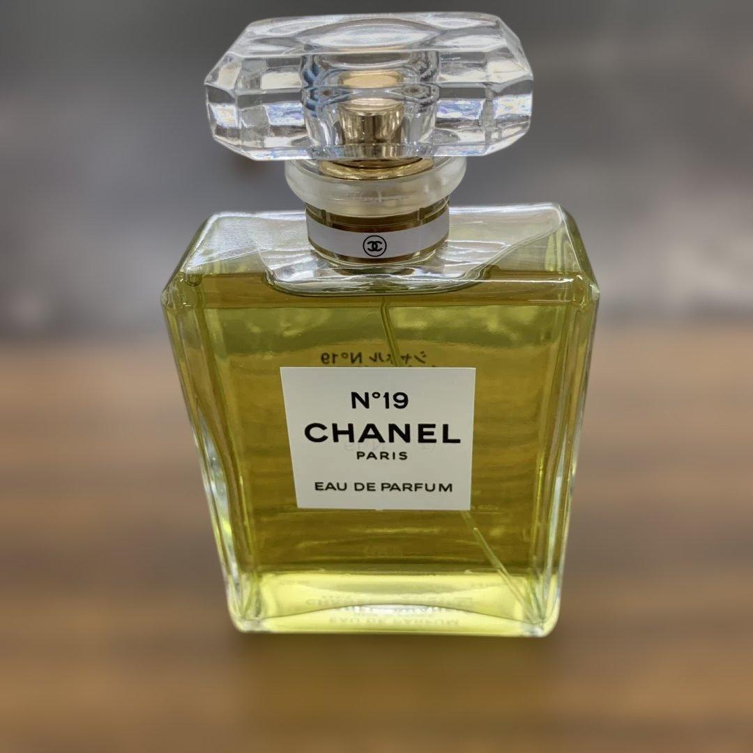 シャネル No19 オードゥ パルファム 100ml シャネル