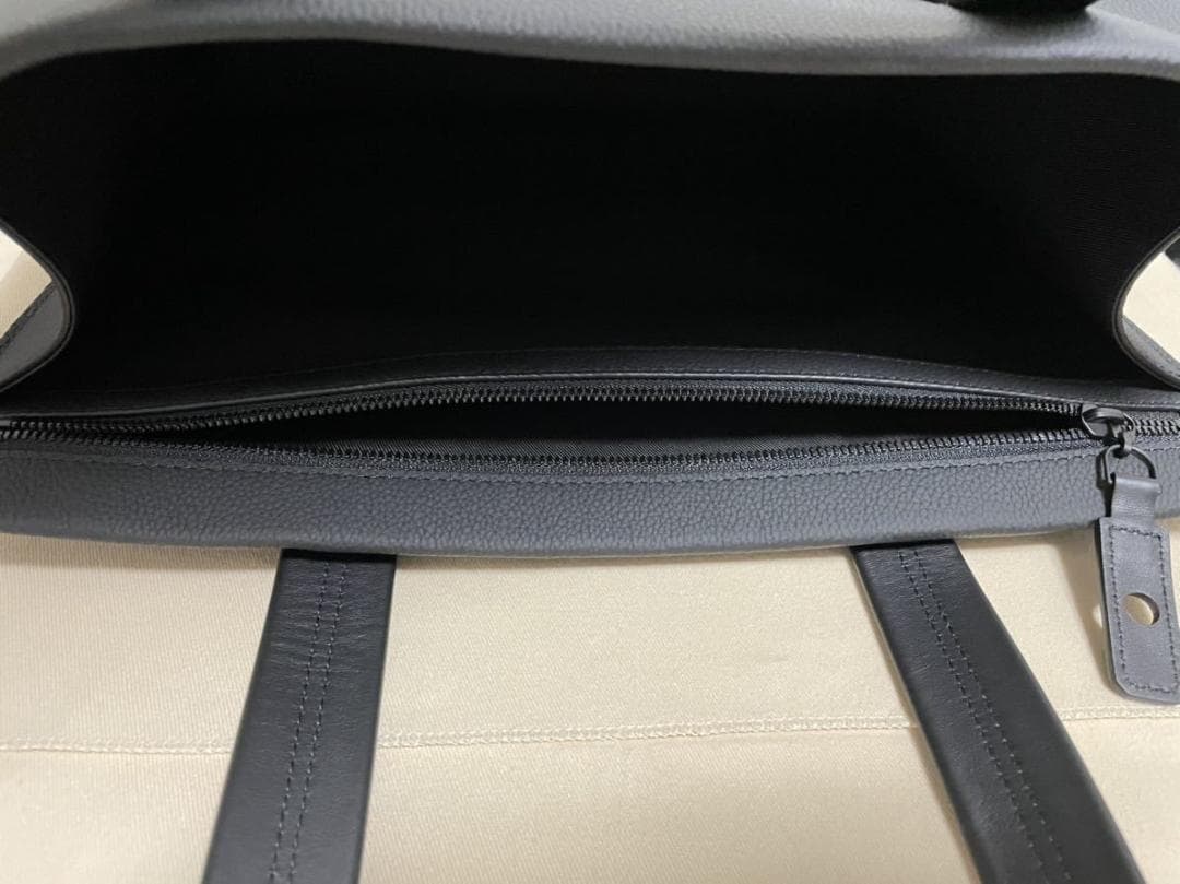 M57308 トート バッグ　レザーバッグ