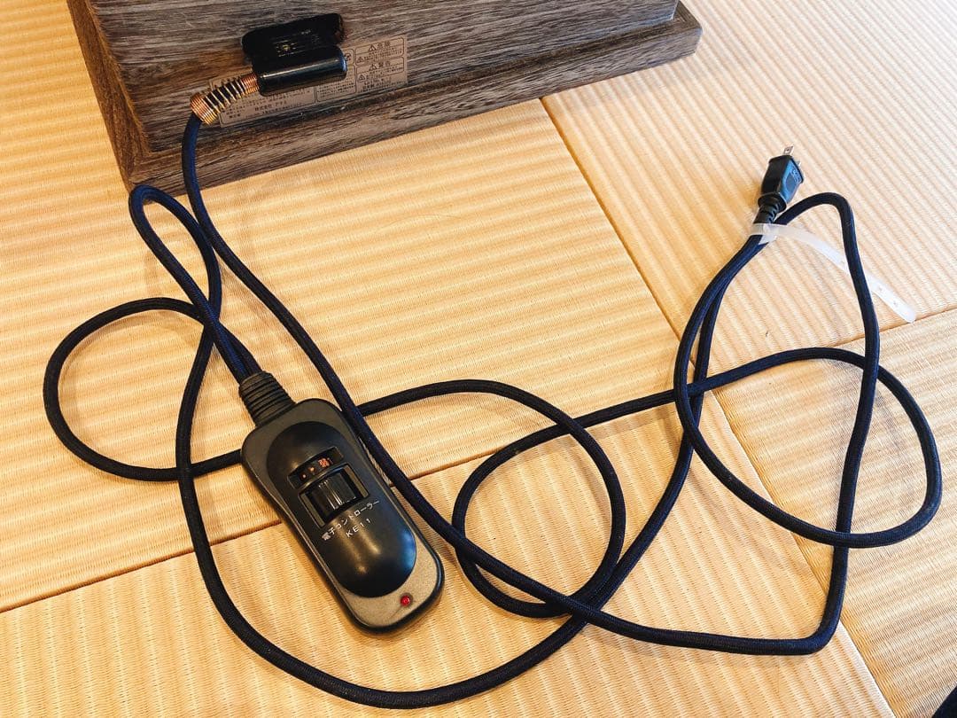 囲炉裏　電気火鉢　桐テーブル　ハロゲンヒーター　日本製