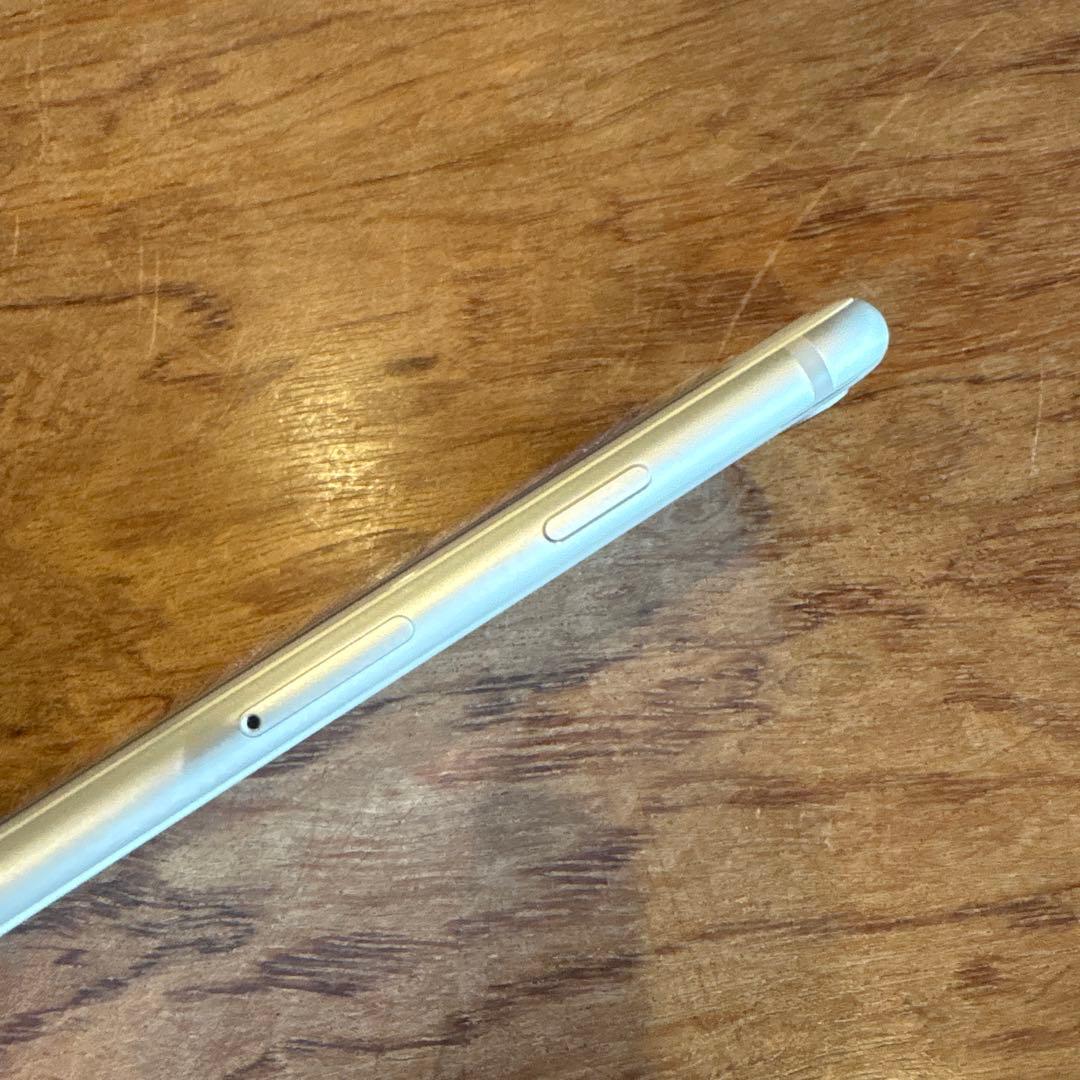 Apple iPhone 8 64GB バッテリー88%