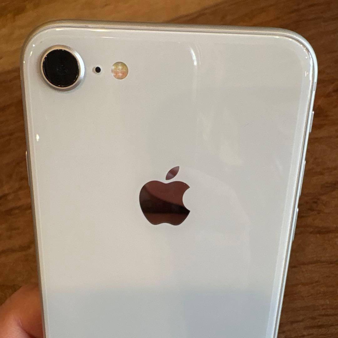 Apple iPhone 8 64GB バッテリー88%