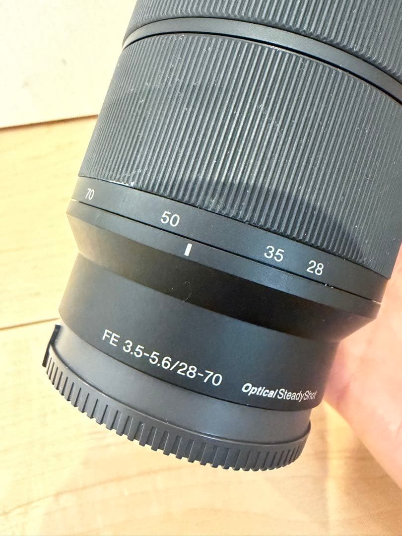 SONY FE 28-70mm F3.5-5.6 ズームレンズ　フィルター付き