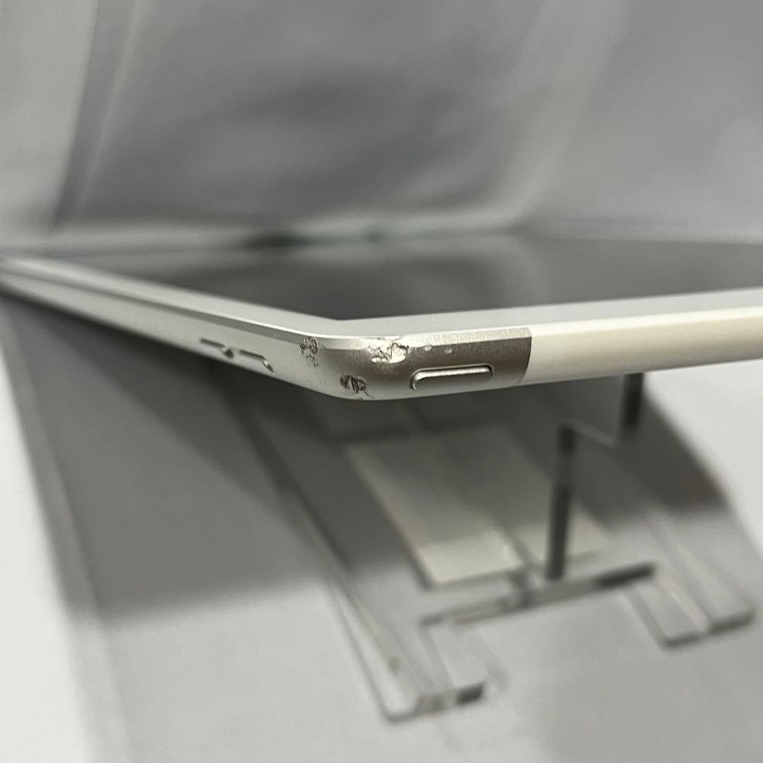 Apple iPad 第5世代 32GB シルバー ジャンク