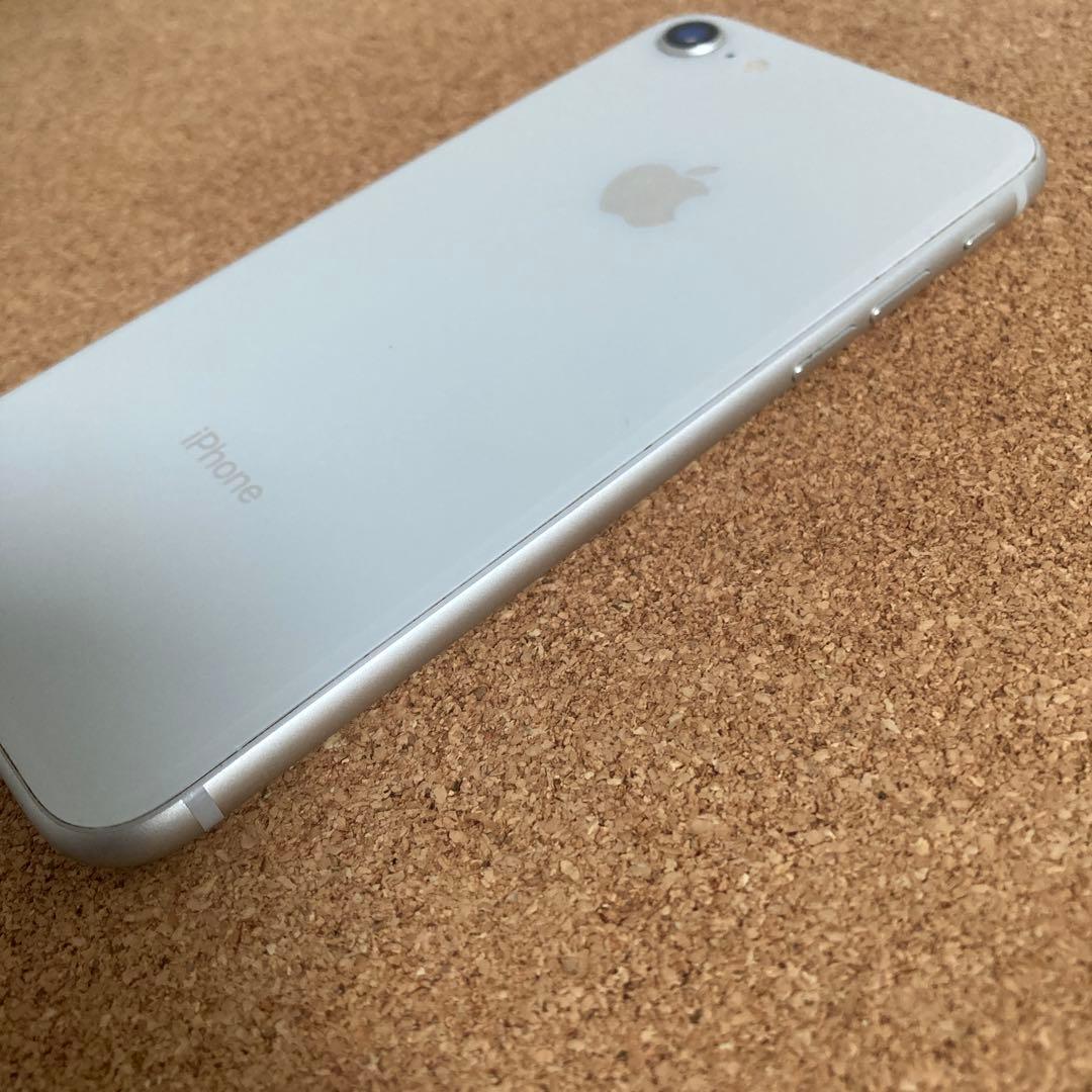 790【早い者勝ち】電池最良好☆iPhone8 64GB SIMフリー☆