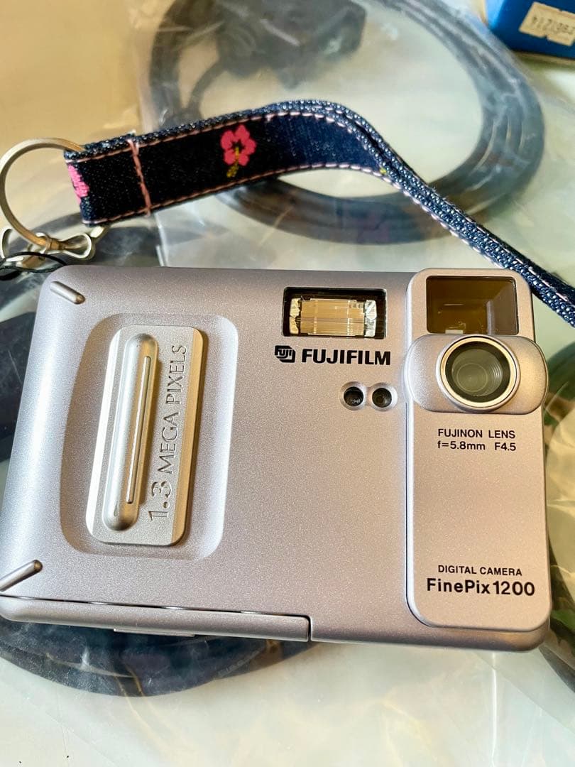 美品✴︎FUJIFILM FinePix 1200 デジタルカメラ