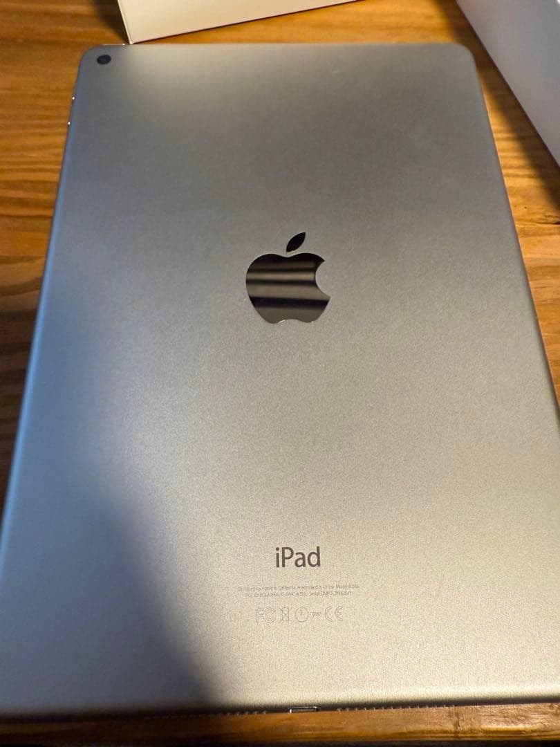 iPad本体 iPad Air 2 Wi-Fi 64GB Silver