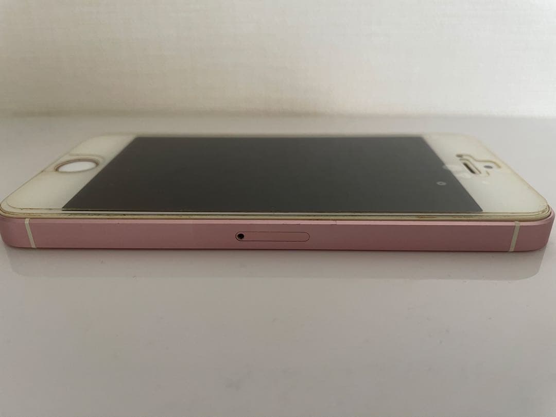海外製 SIMフリー 92% iPhone SE 本体 16GB