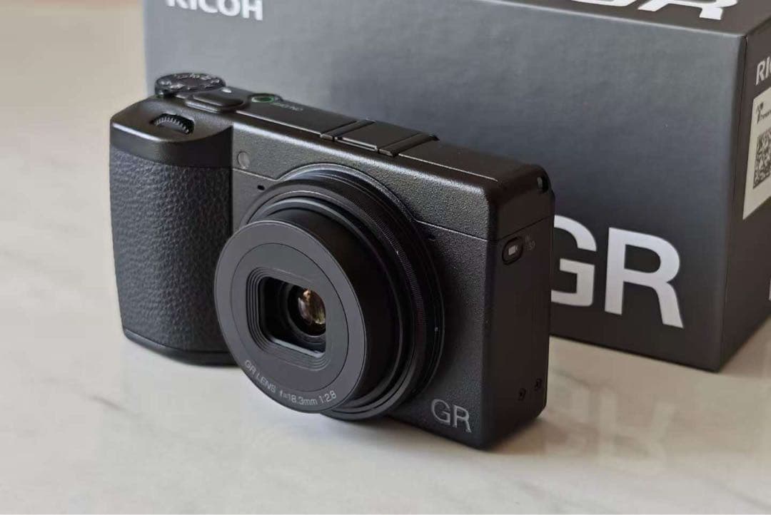 RICOH GR IV コンパクトデジタルカメラ　美品