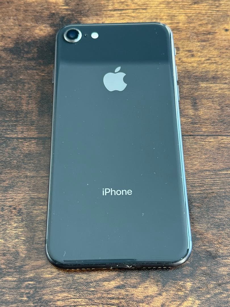 iPhone8 64GB【スペースグレイ】