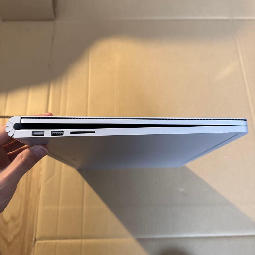 Surface Book 2 15インチ Intel i7 256GB 16GB