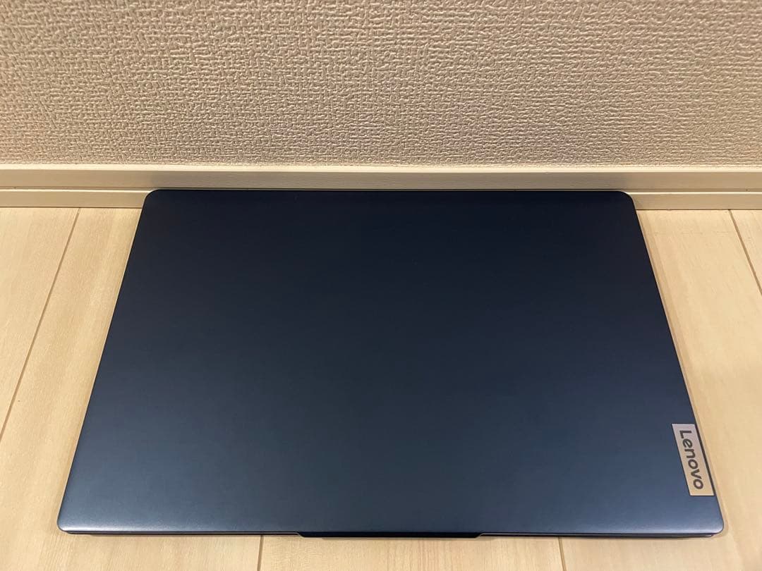 Lenovo IdeaPad Slim 3 i5 12 世代