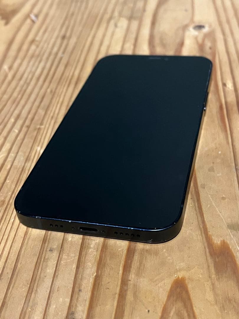 【美品/おまけ付/82%】iPhone 12 ブラック 64GB SIMフリー