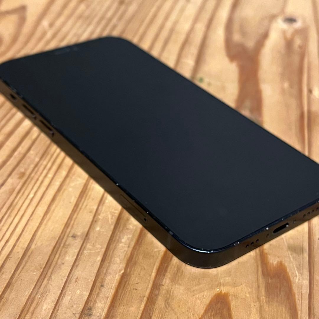 【美品/おまけ付/82%】iPhone 12 ブラック 64GB SIMフリー