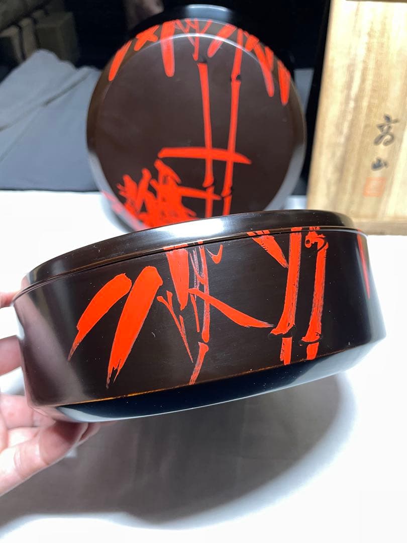 朱竹絵　菓子籠。漆器。茶道具。昭和時代。山岡商山堂。美品。