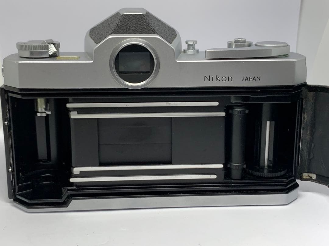 Nikon Nikomat フィルム カメラ