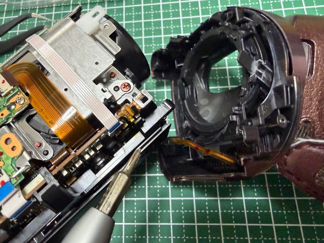 【ジャンク】パナソニック デジタルハイビジョンビデオカメラ HC-W570M