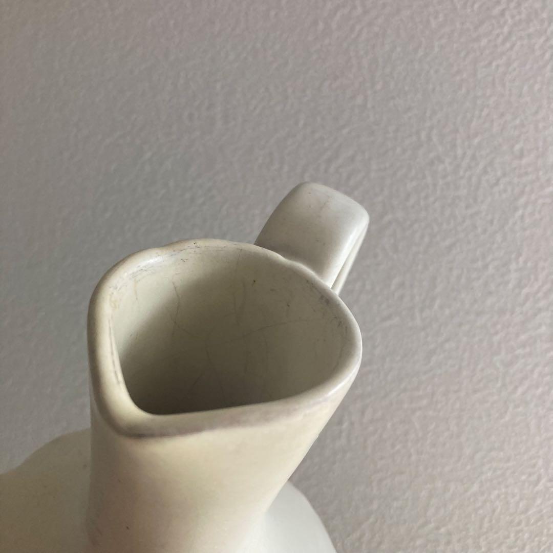 北欧ヴィンテージ　フォルムが可愛い陶器のフラワーベース/花器/花瓶/水差し