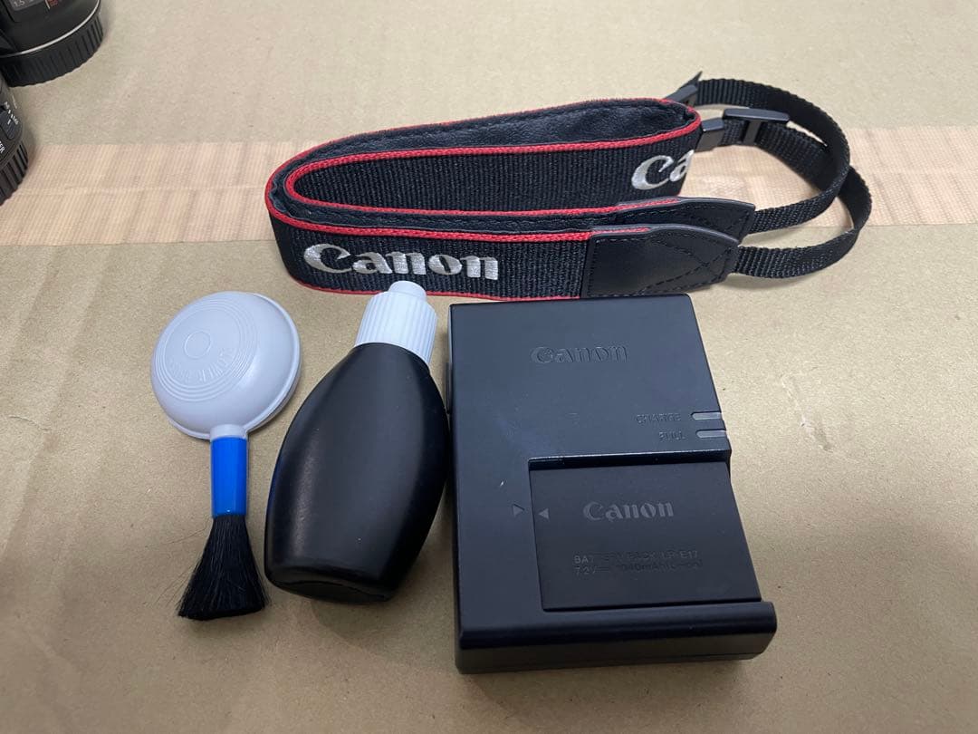 Canon デジタル一眼レフカメラ kiss x10レンズ2本付き