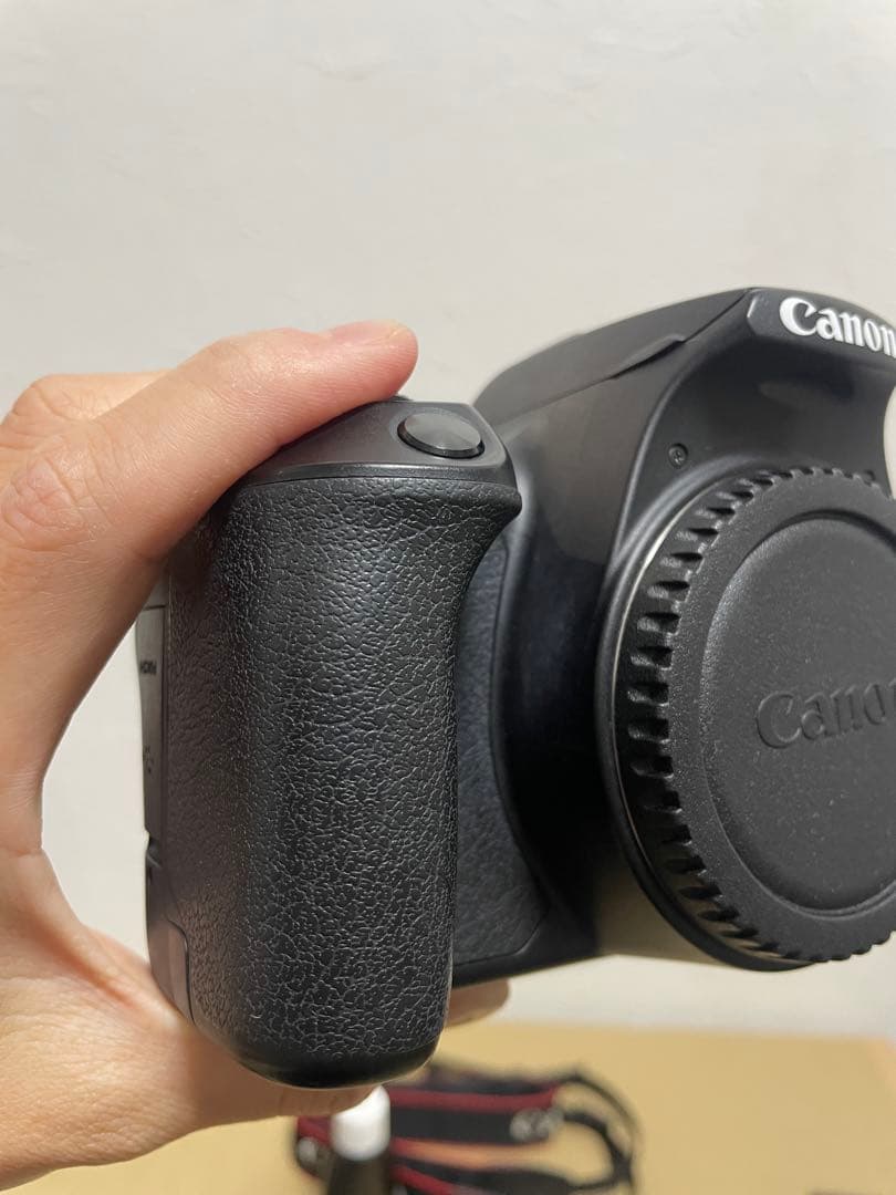 Canon デジタル一眼レフカメラ kiss x10レンズ2本付き