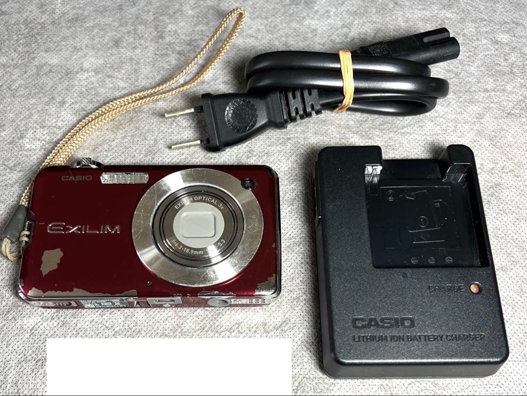 【稼働品】CASIO EXILIM コンパクトデジタルカメラ レッド