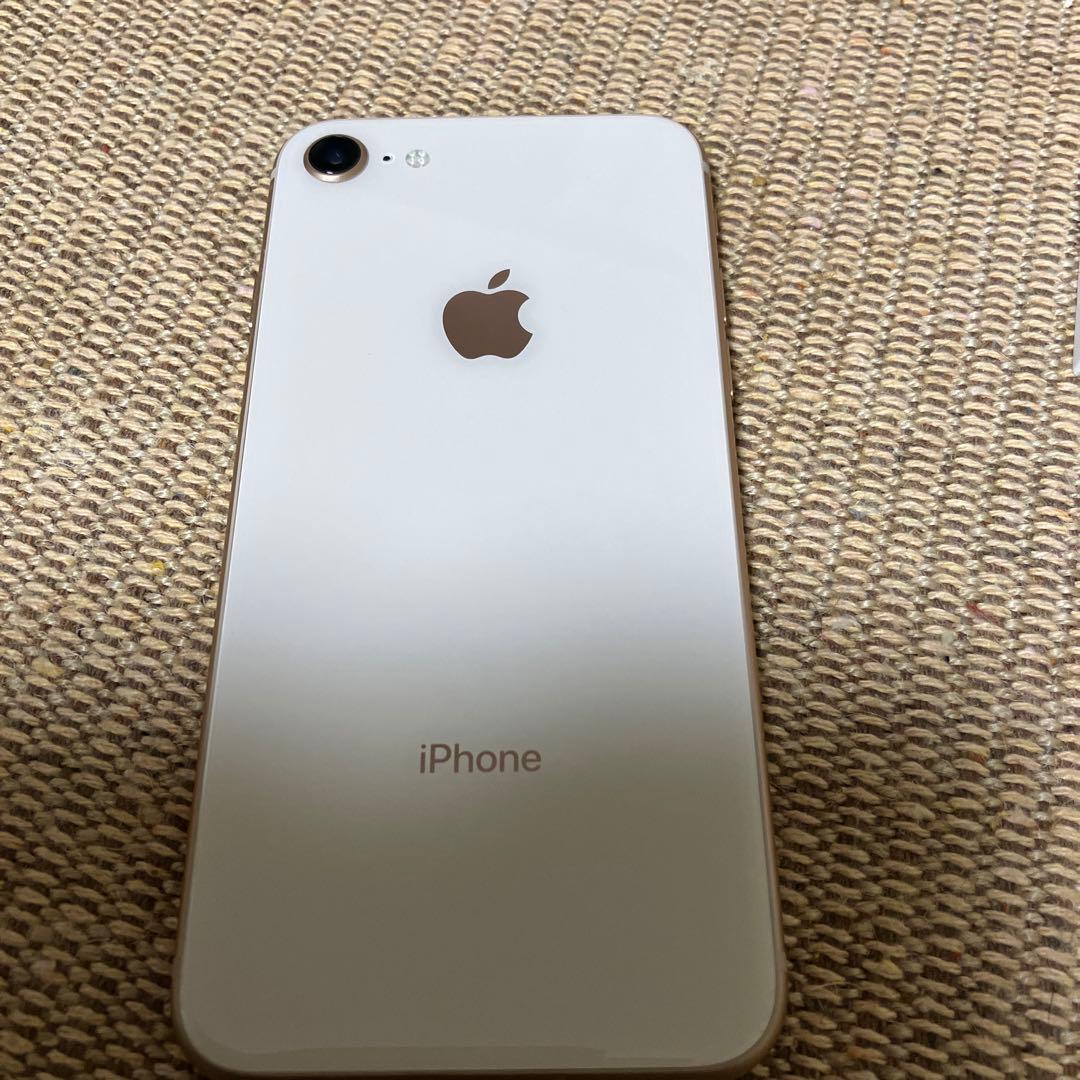 スマートフォン本体 iPhone 8 Gold 64 GB au
