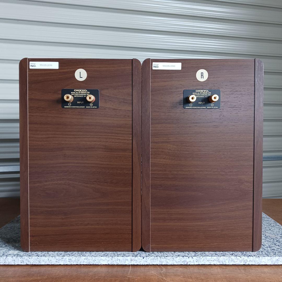 ONKYO/オンキョー　D-202A LTD　ペア
