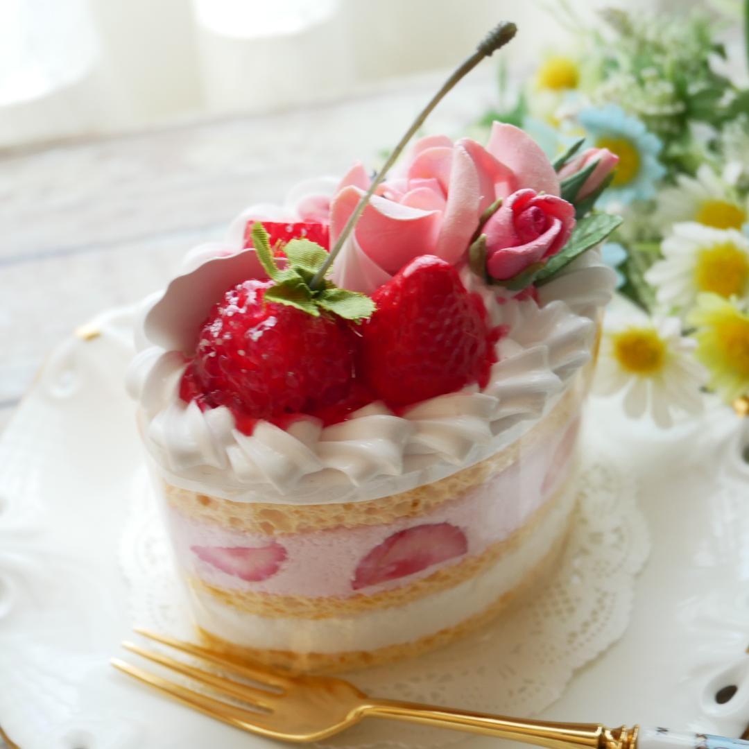 ◆フェイクスイーツ◆華やかローズ♬オーバル型♪苺のショートケーキ◆リアルサイズ◆