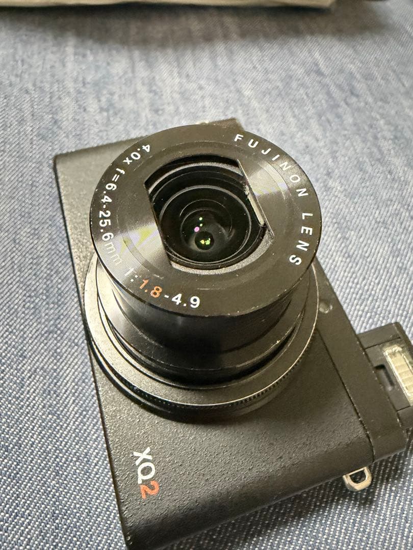 FUJIFILM XQ2 デジタルカメラ